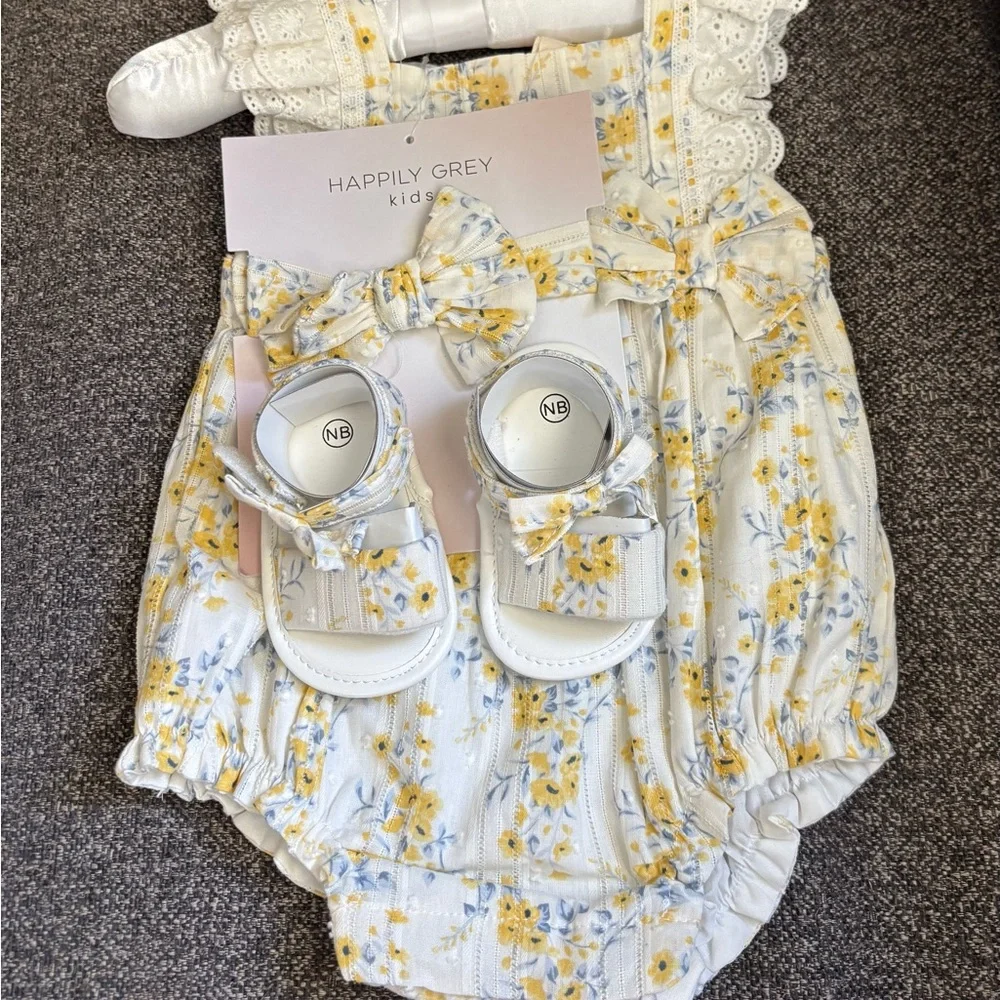 Kids Floral Romper and Sandals Set - Yellow and White
